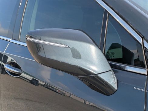 Used 2019 Buick Enclave Essence image 11