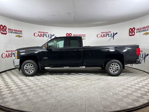 Used 2017 Chevrolet Silverado 2500 LT w/ Texas Edition RWD image 4