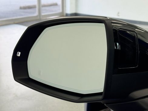 Used 2023 Audi SQ5 Premium Plus w/ Premium Plus Package image 13