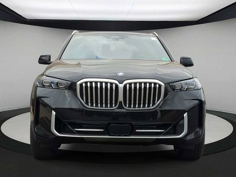 Used 2026 BMW X5 xDrive50e w/ Premium Package AWD/4WD image 3
