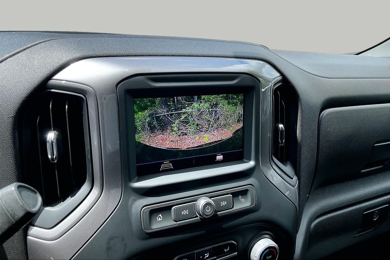 Used 2022 Chevrolet Silverado 1500 Custom AWD/4WD image 21