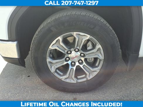 Used 2024 GMC Sierra 1500 SLT image 10