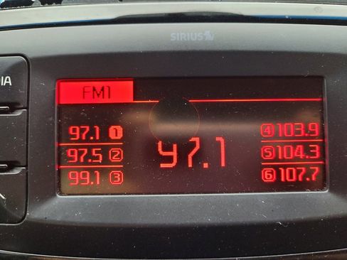 Used 2017 Kia Forte LX image 25