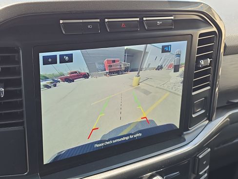 Certified 2022 Ford F150 XLT w/ Equipment Group 302A High image 29