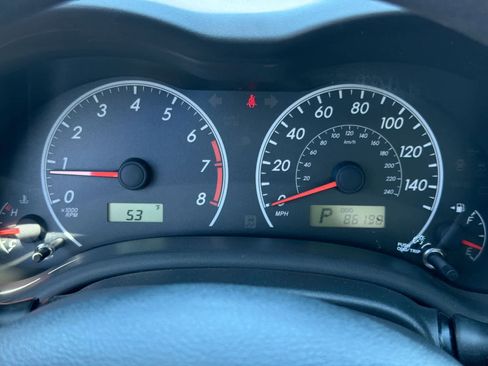 Used 2013 Toyota Corolla LE FWD image 33