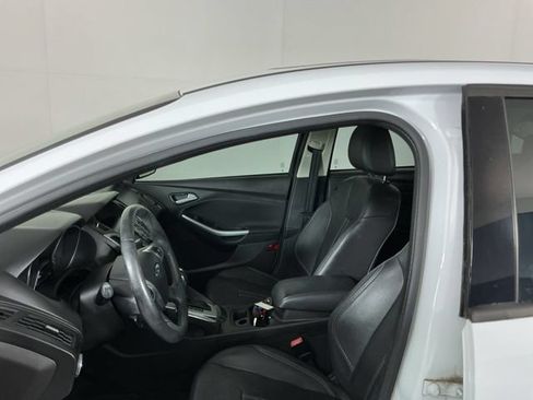 Used 2013 Ford Focus SE FWD image 10