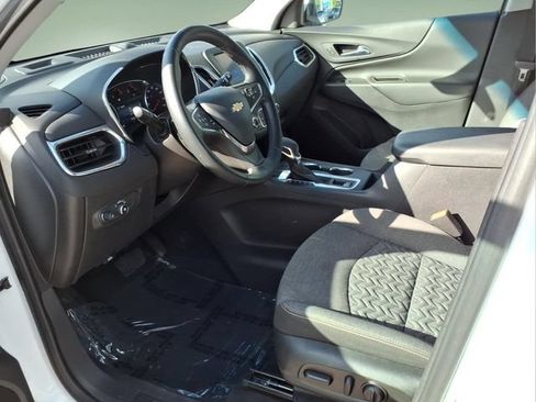 Used 2024 Chevrolet Equinox LT w/ LPO, Floor Liner Package AWD/4WD image 11