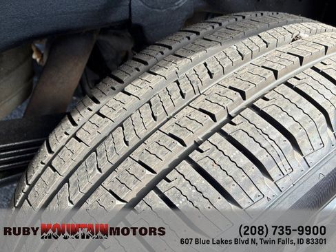Used 2024 GMC Sierra 2500 SLE AWD/4WD image 9