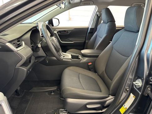 Certified 2025 Toyota RAV4 LE AWD/4WD image 13