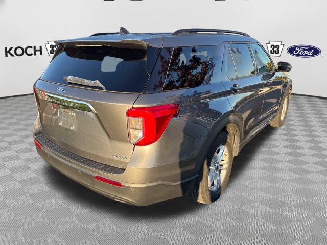 Used 2021 Ford Explorer XLT AWD/4WD image 7