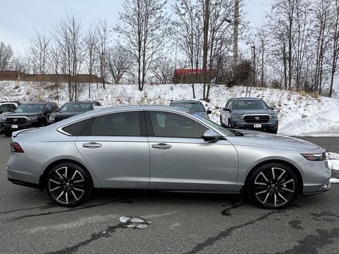 Certified 2024 Honda Accord Touring image 6