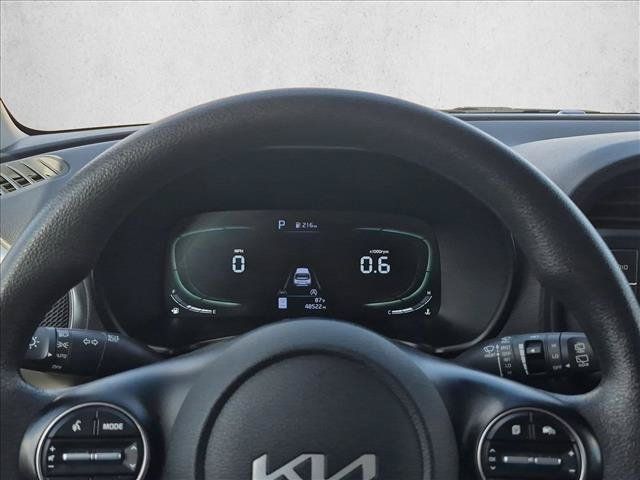 Used 2024 Kia Soul LX w/ Option Group 015 FWD image 10
