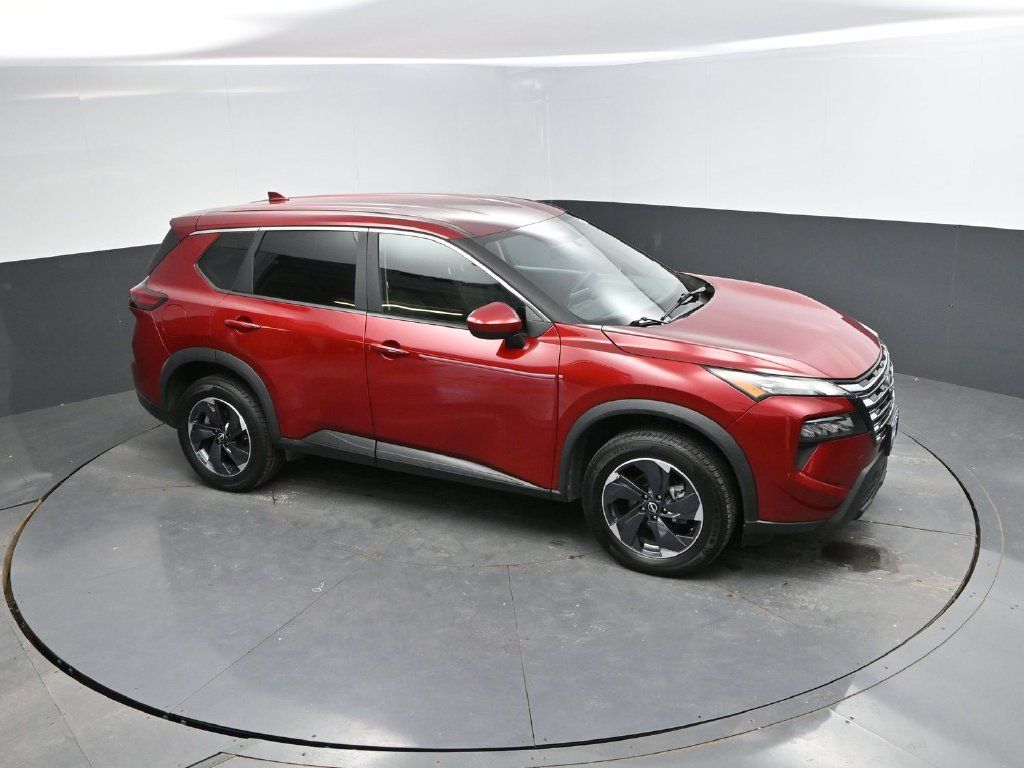 Used 2025 Nissan Rogue SV AWD/4WD image 20