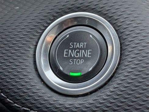 Certified 2025 Chevrolet Equinox LT image 32