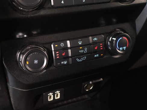 Used 2020 Ford F150 XLT w/ Equipment Group 302A Luxury RWD image 8