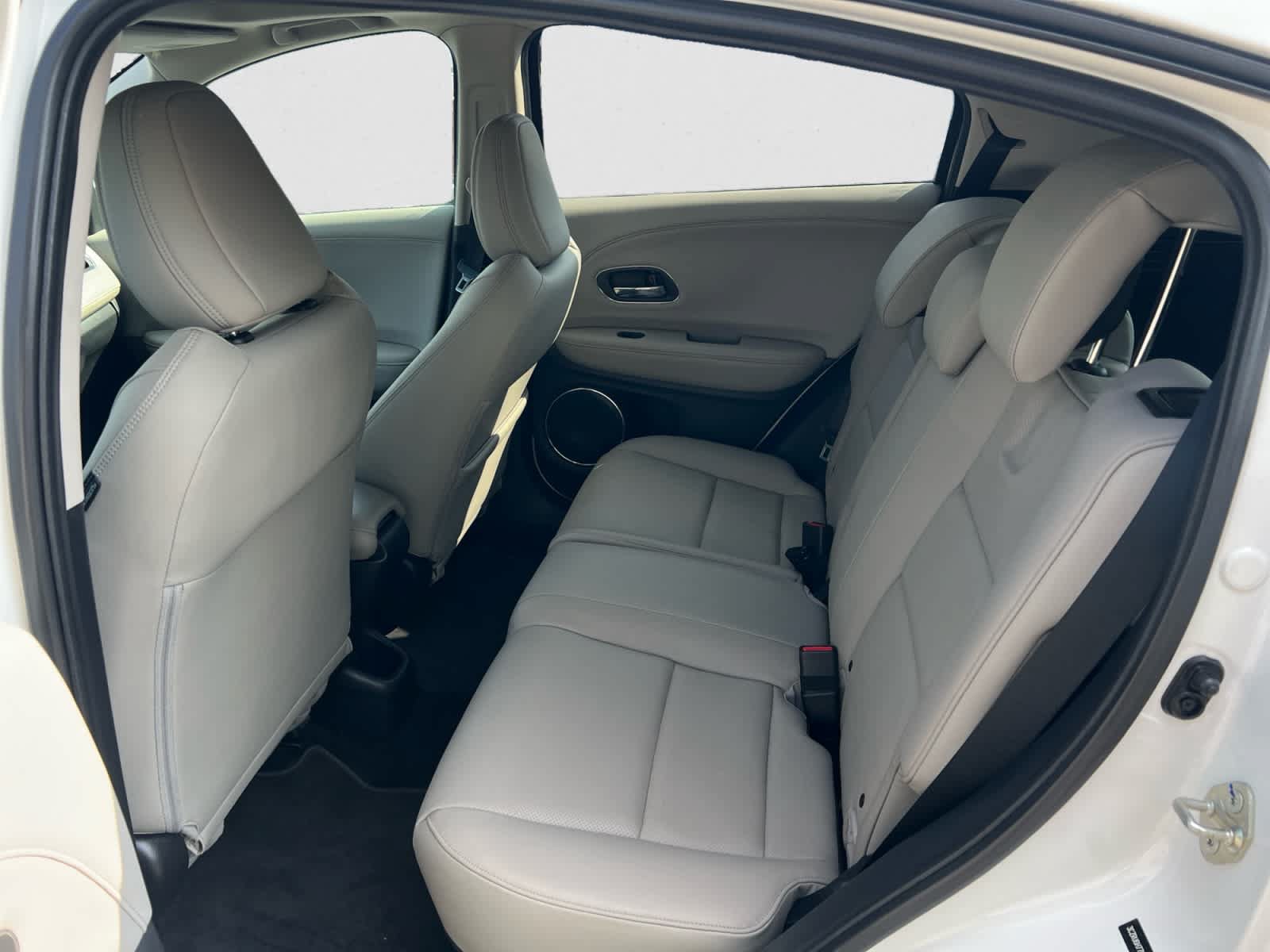 Used 2019 Honda HR-V EX-L image 11
