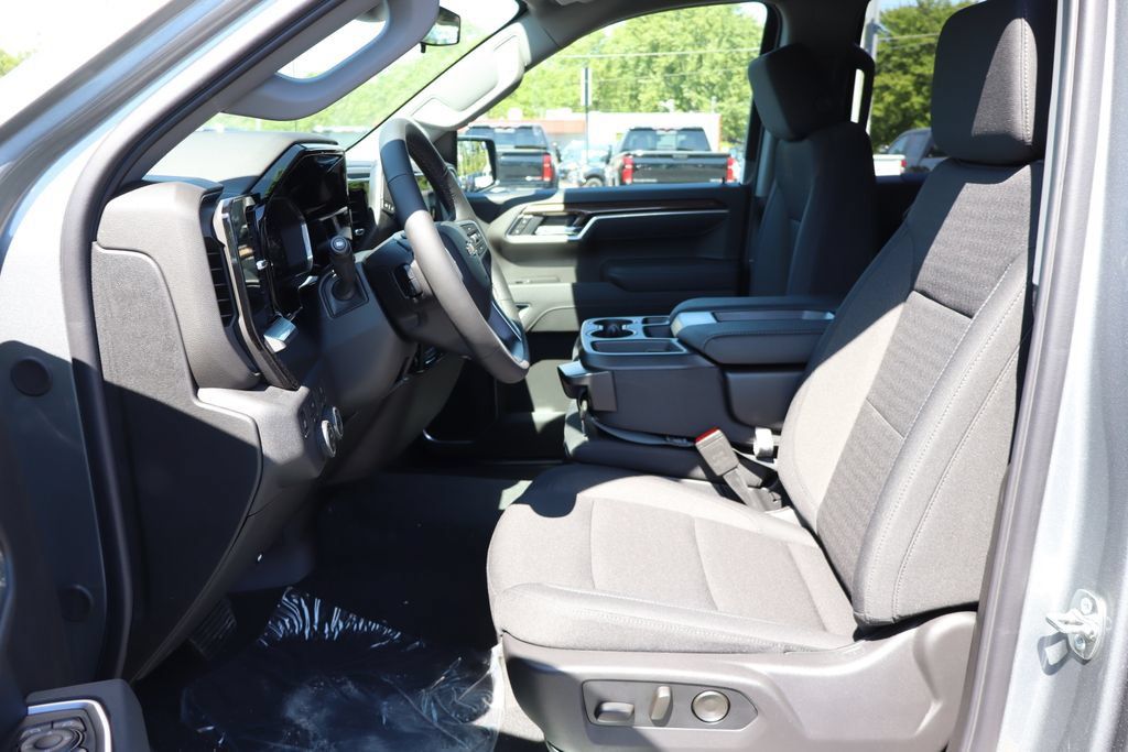 New 2026 Chevrolet Silverado 1500 LT AWD/4WD image 5
