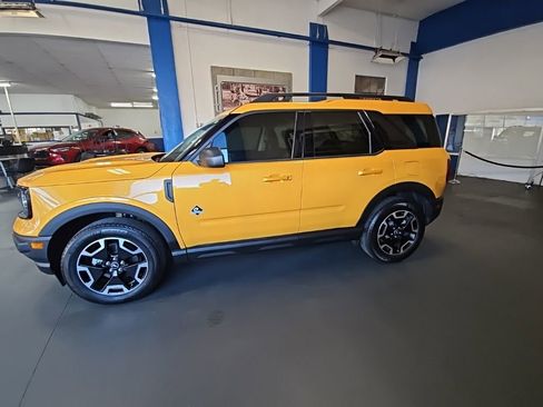 Used 2023 Ford Bronco Sport Outer Banks w/ Tech Package AWD/4WD image 8