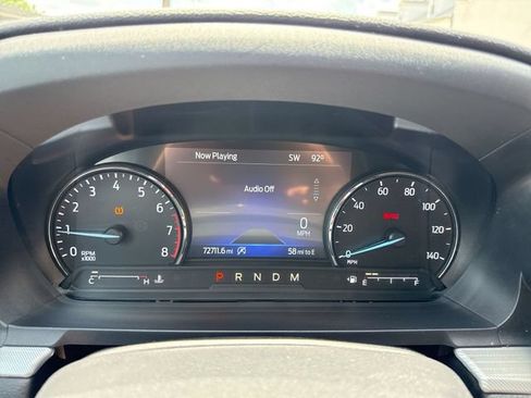 Used 2020 Ford Explorer XLT w/ Equipment Group 202A AWD/4WD image 15