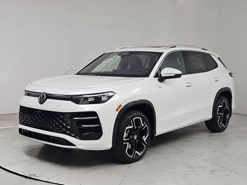 New 2026 Volkswagen Tiguan SEL R-Line AWD/4WD image 1