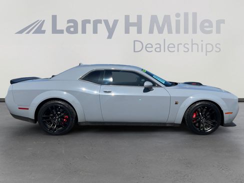 Used 2021 Dodge Challenger R/T Scat Pack RWD image 6