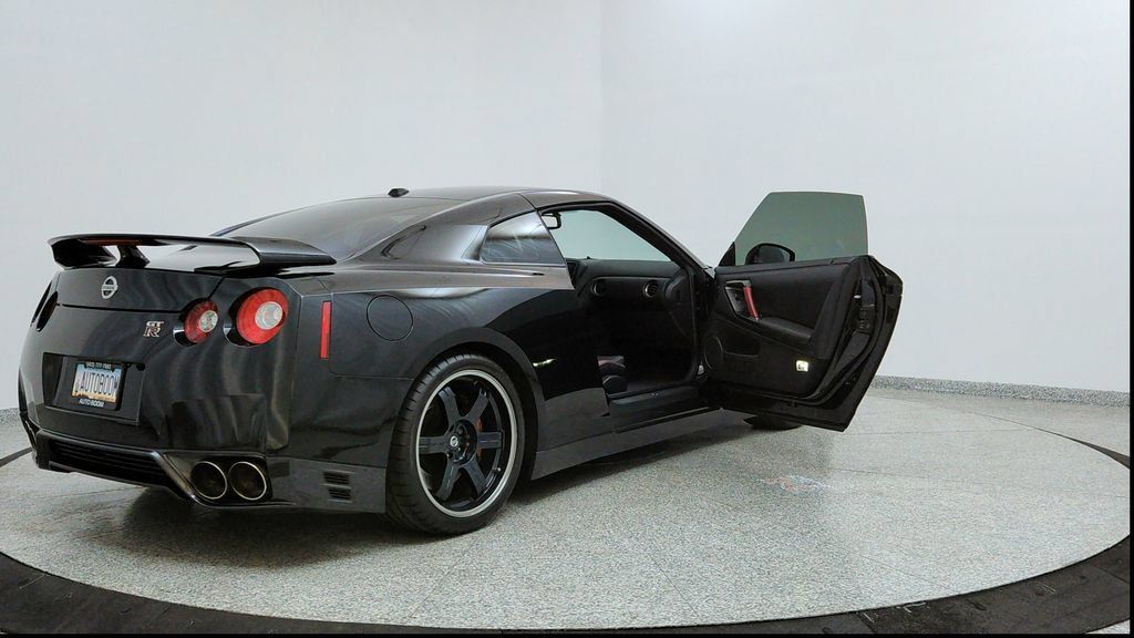 Used 2012 Nissan GT-R Black Edition AWD/4WD image 11