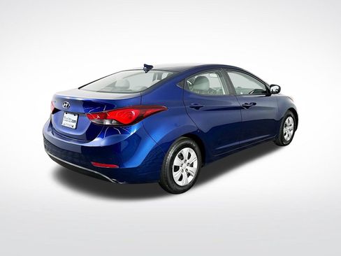 Used 2016 Hyundai Elantra SE FWD image 8