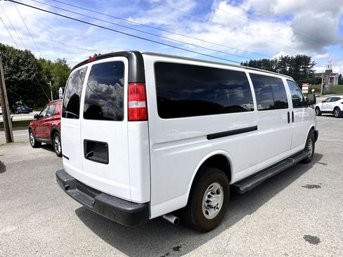 Used 2022 Chevrolet Express 3500 LS image 5