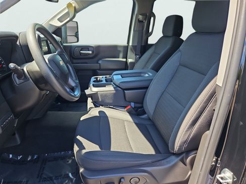 Used 2024 Chevrolet Silverado 2500 Custom w/ Custom Value Package AWD/4WD image 30