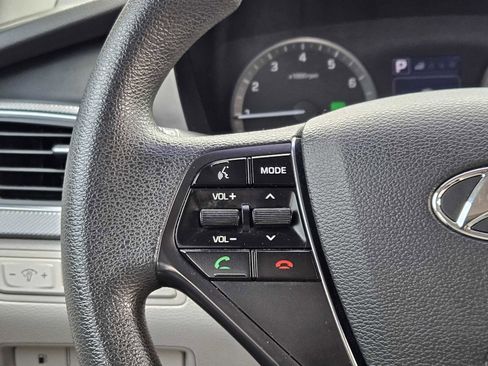 Used 2016 Hyundai Sonata SE image 24
