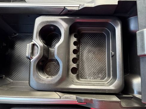 Used 2025 RAM 1500 Big Horn image 32