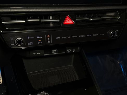 Certified 2023 Kia Niro Wave FWD image 33