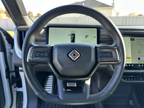 Used 2022 Rivian R1S Launch Edition image 31