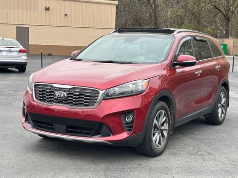 Used 2019 Kia Sorento EX w/ EX Touring Package image 2