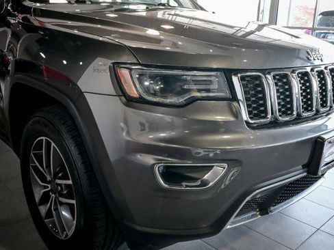 Used 2019 Jeep Grand Cherokee Limited w/ Luxury Group II image 10