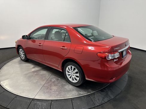 Used 2013 Toyota Corolla LE image 4