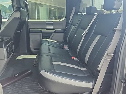 Used 2018 Ford F150 XLT w/ Equipment Group 302A Luxury AWD/4WD image 9