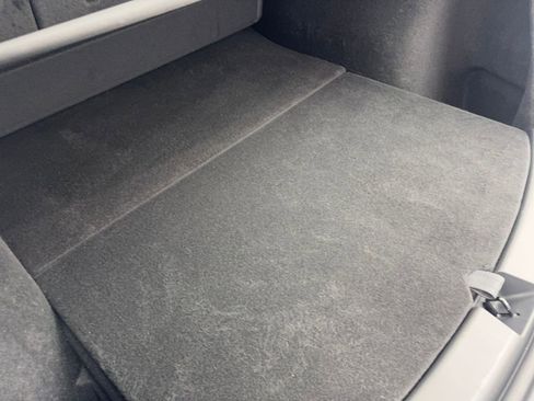 Used 2023 Tesla Model Y Long Range image 77