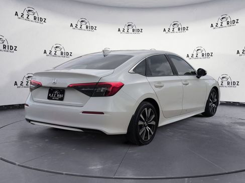 Used 2024 Honda Civic EX image 6
