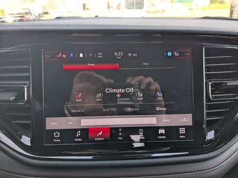 Used 2025 Dodge Durango GT image 20