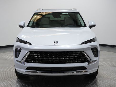 New 2026 Buick Envision Avenir image 2