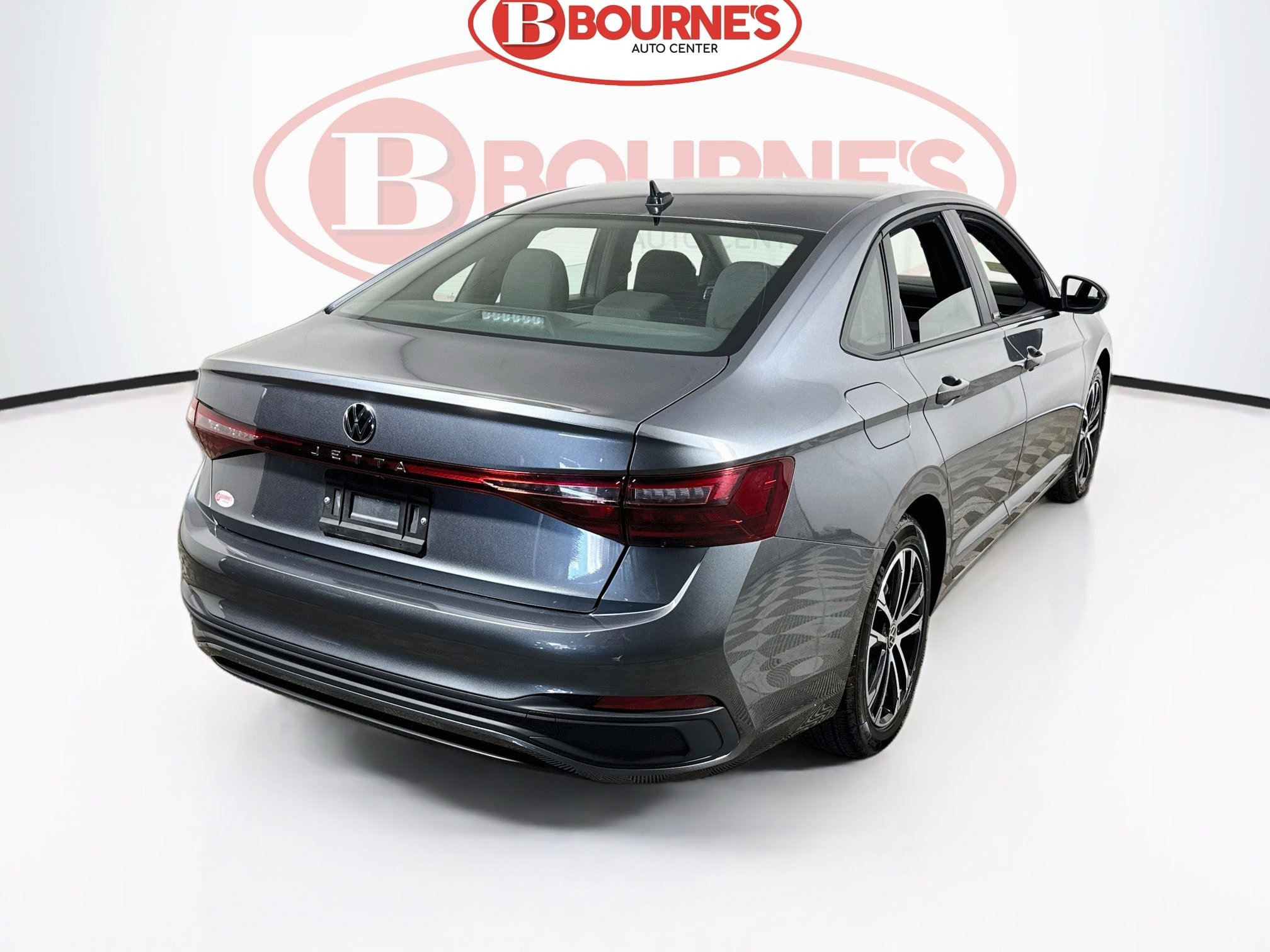 Used 2025 Volkswagen Jetta Sport FWD image 10
