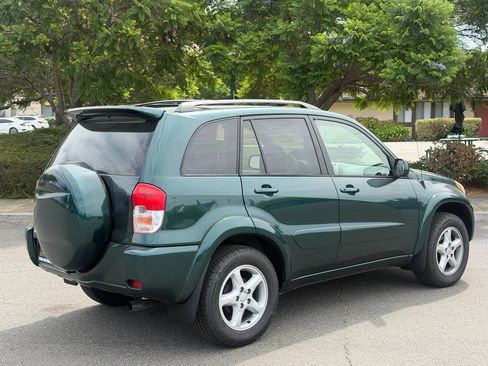 Used 2002 Toyota RAV4 4WD w/ "L" Pkg image 5