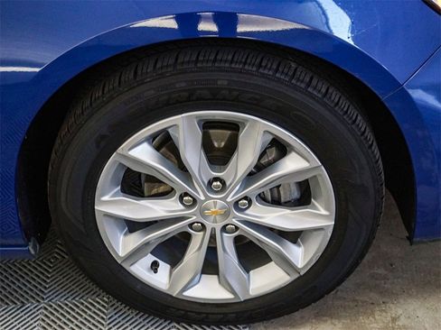 Used 2023 Chevrolet Malibu LT image 11