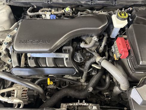 Used 2017 Nissan Rogue Sport S w/ S Appearance Package image 32