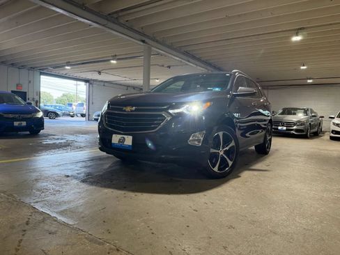 Used 2019 Chevrolet Equinox Premier AWD/4WD image 1