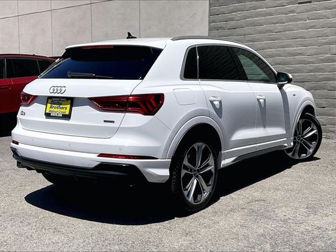 Used 2020 Audi Q3 2.0T Prestige AWD/4WD image 13