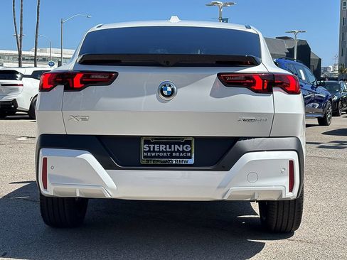 New 2026 BMW X2 xDrive28i w/ Technology Package AWD/4WD image 5