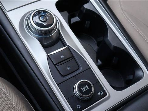 Used 2023 Ford Explorer 4WD image 17