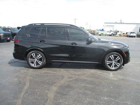 Used 2025 BMW X7 xDrive40i w/ M Sport Package AWD/4WD image 6
